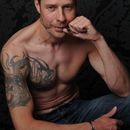 Sexy, body builder, age 26, looking for man in Coeur d